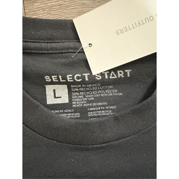 🐿️ NWT Urban Outfitters Select Start Black & Purple Graphic Tee Size Large - Picture 3 of 4